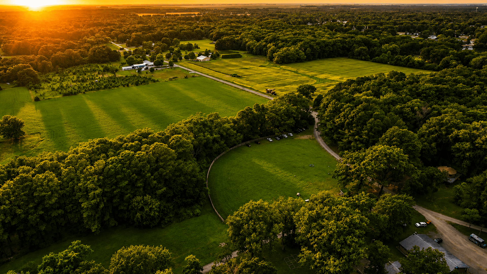 aerial-view-of-world-famous-camp-manitowa-in-beautiful-rend-lake-illinois